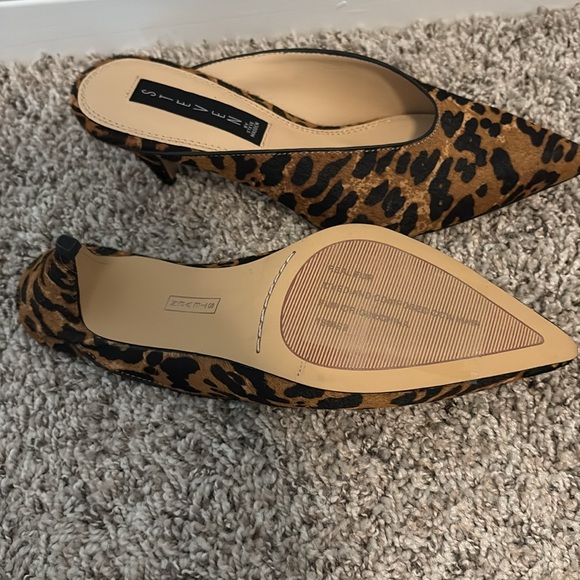 Steve Madded low heels, new without tag, size 6 - Picture 3 of 3